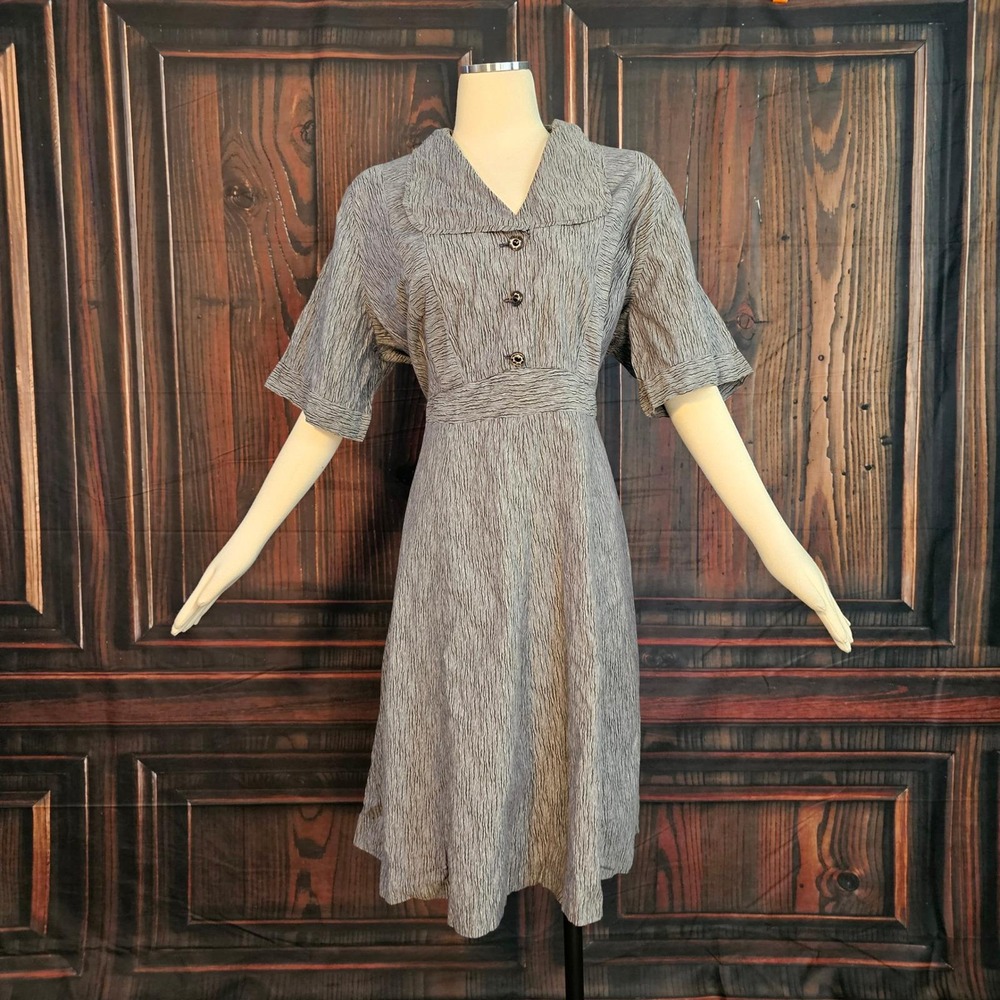 Vintage 1950s Grey Textured Day Dress Collared Buttons Pinup Rockabilly Dress